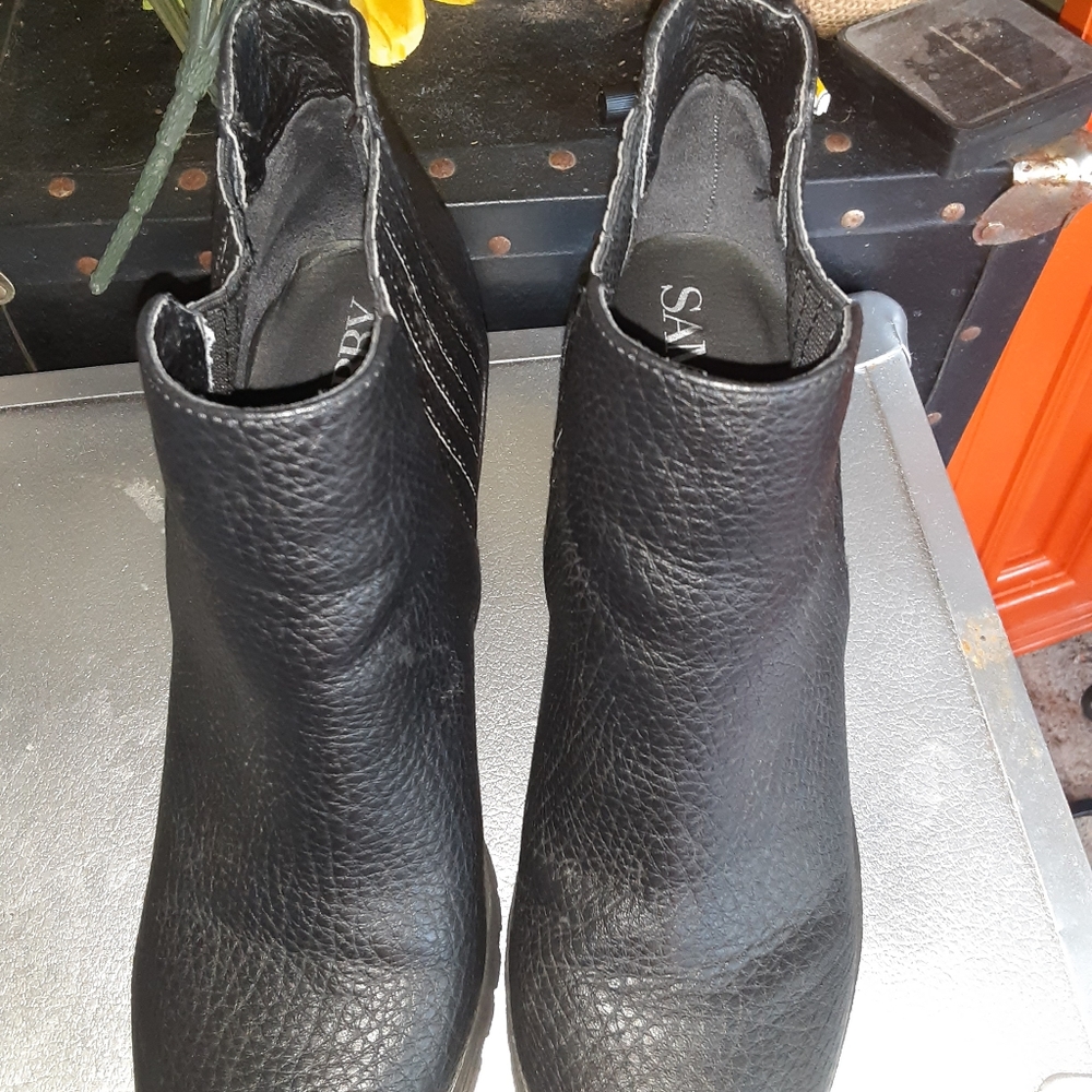 Women Ankle Boots By Sam & Libby